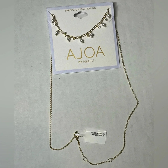 Nadri Gold plated necklace for young girl or teenager. 16” length 2” extender - Picture 11 of 12